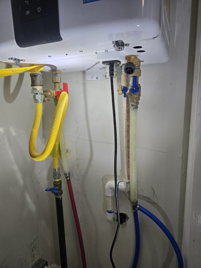 Gas line and water heater connection Crossville, IL