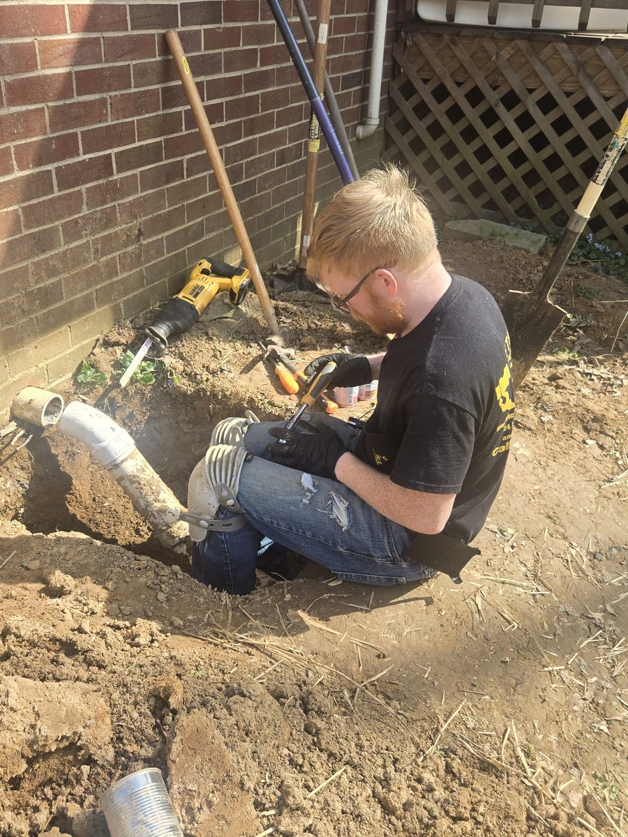 Keith's Plumbing and Electrical technician at work in Crossville, IL